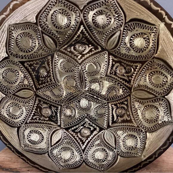 Vintage - Etched Copper Plate Decor Piece - Beautifully Crafted Collectible - Picture 3 of 10